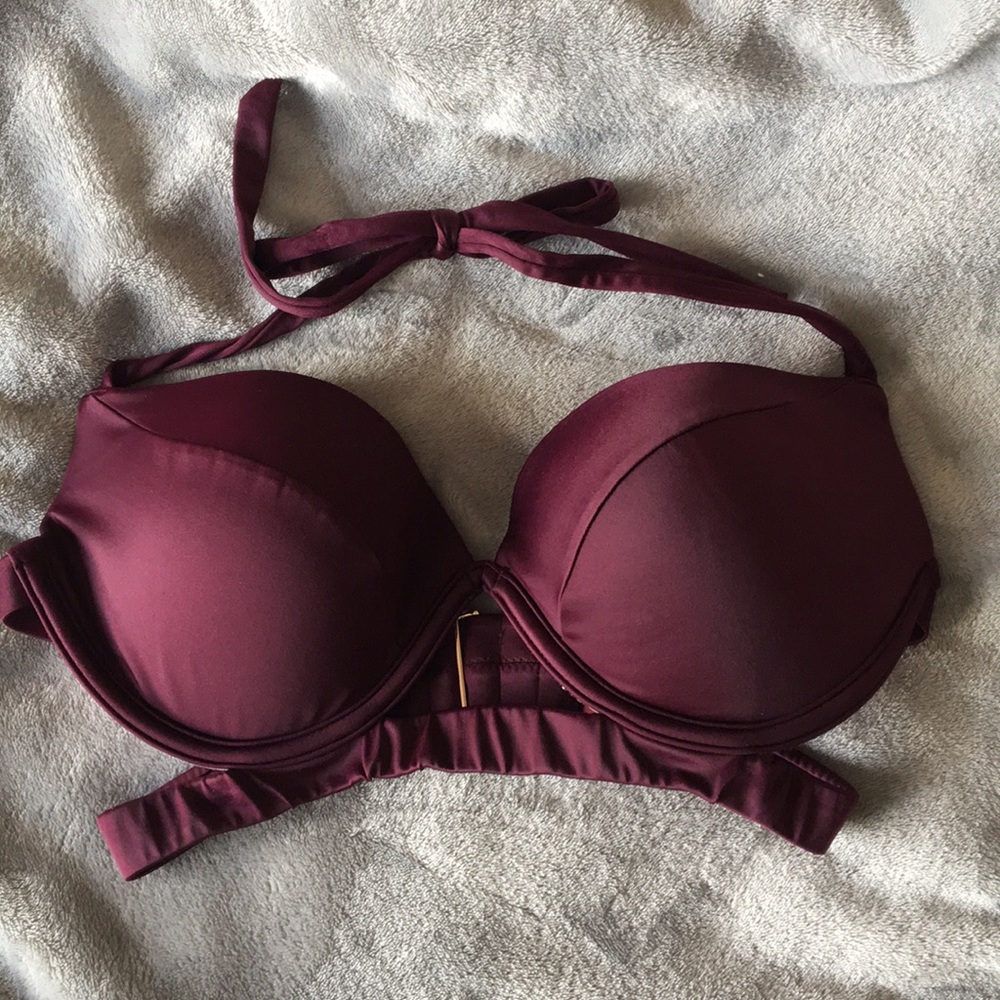 Victoria’s Secret bikini top